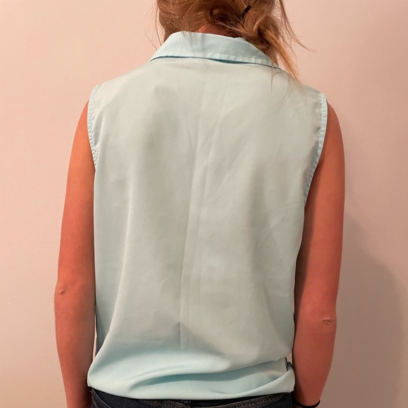 Banana Republic Women’s Sleeveless Polyester Top w/ Tie Waist Blue Size Small - Picture 2 of 4